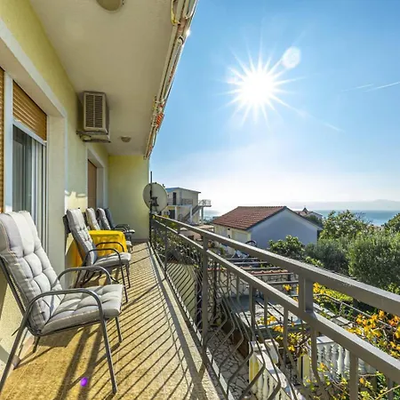 Sandro Apartament
