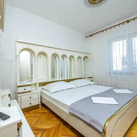Appartement Sandro With Sea View