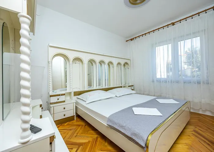 Apartmán Sandro With Sea View